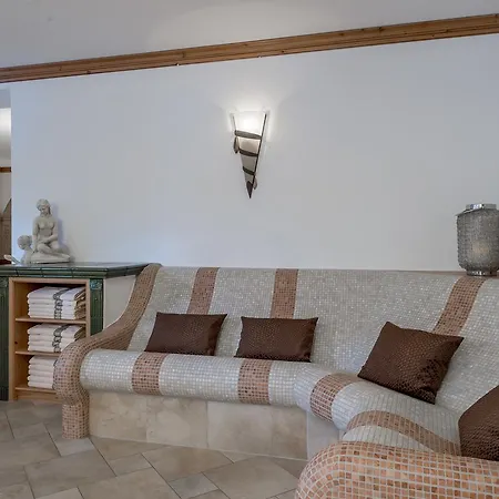 詹妮维恩公寓 * 奥伯古格尔